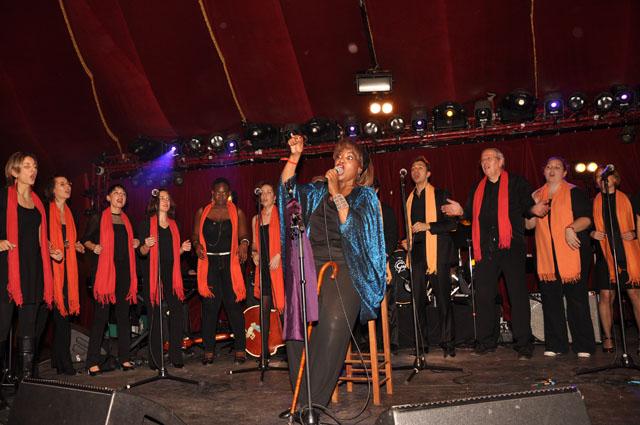 min 2011 12 10 cabaret sauvage 081